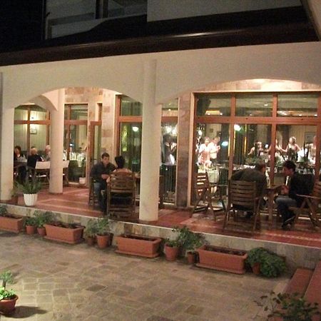 Hotel Park Karnobat Exterior foto